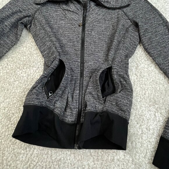Lululemon Be Present Full Zip Cowl Neck Jacket Womens 6 - Picture 7 of 11